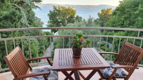 Sea Side Apartments 4*